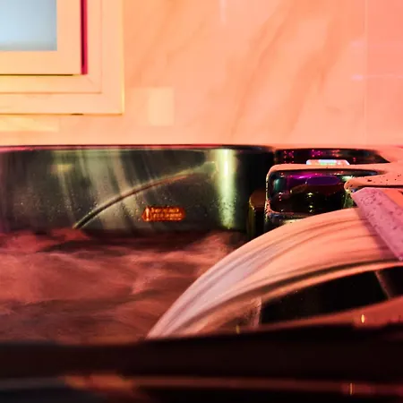 L'amoria - Romantique Moderne Avec Jacuzzi & Sauna * Seclin