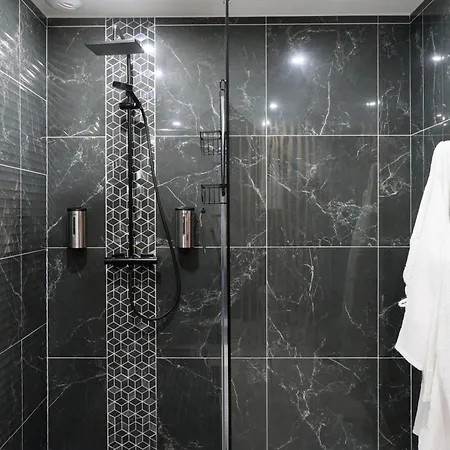 L'amoria - Romantique Moderne Avec Jacuzzi & Sauna