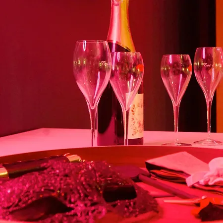 L'amoria - Romantique Moderne Avec Jacuzzi & Sauna Apartament *